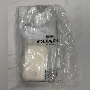 NWT Coach Phone Crossbody - Factory Sealed